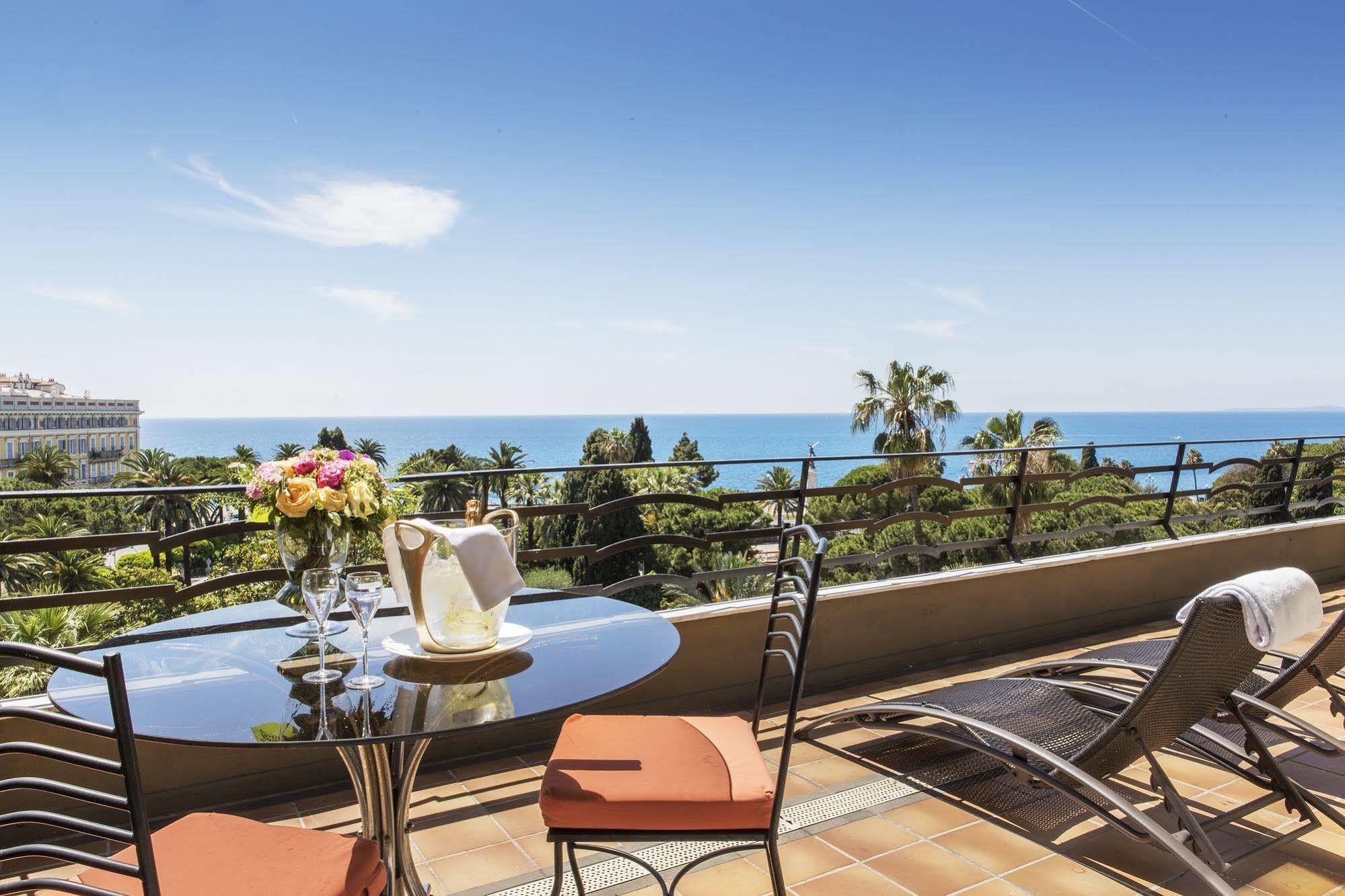 Anantara Plaza Nice Hotel - A Leading Hotel Of The World Exteriör bild View from the rooftop